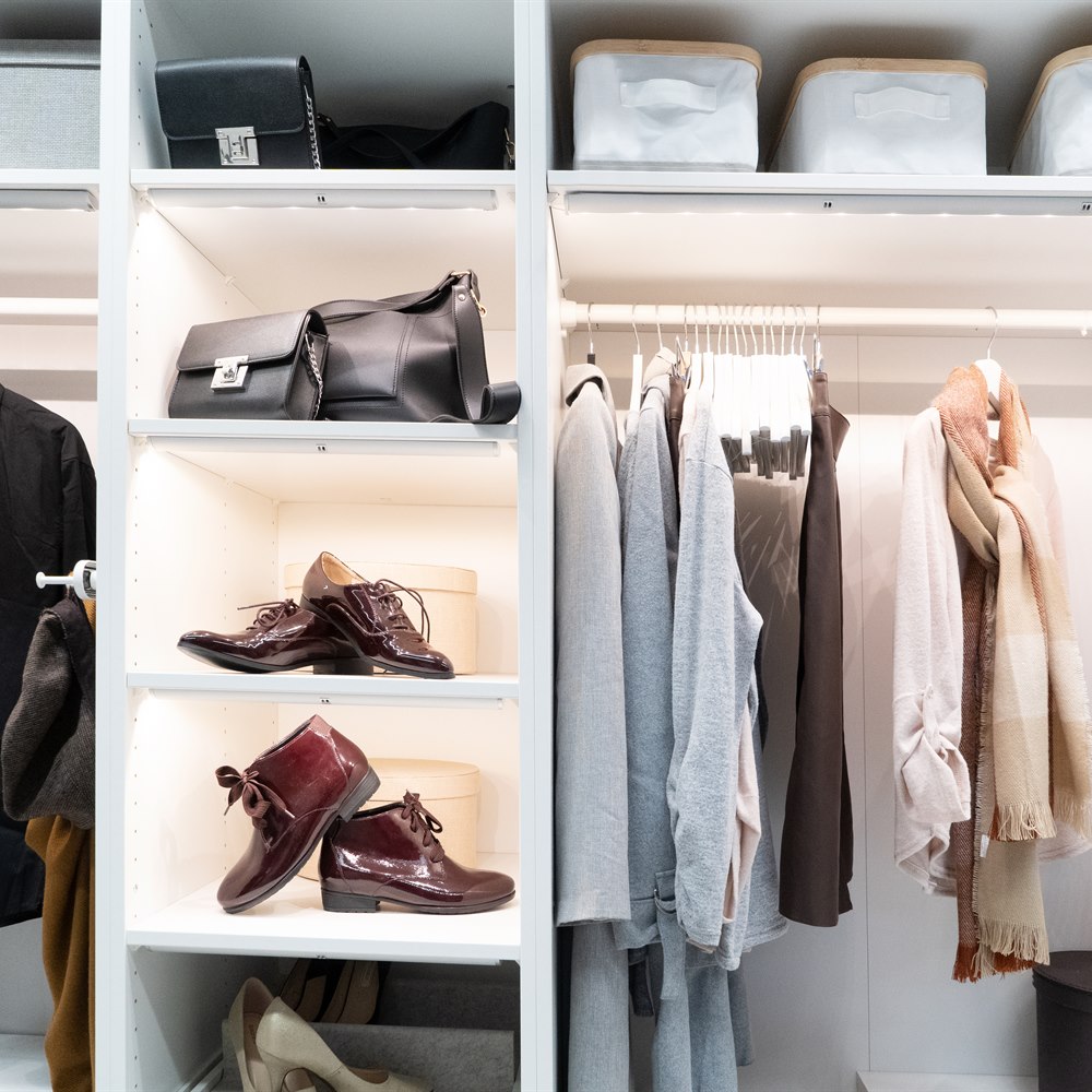 wardrobe-organization-with-clothes-shoes-and-bags Wardrobe organization with clothes shoes and bags